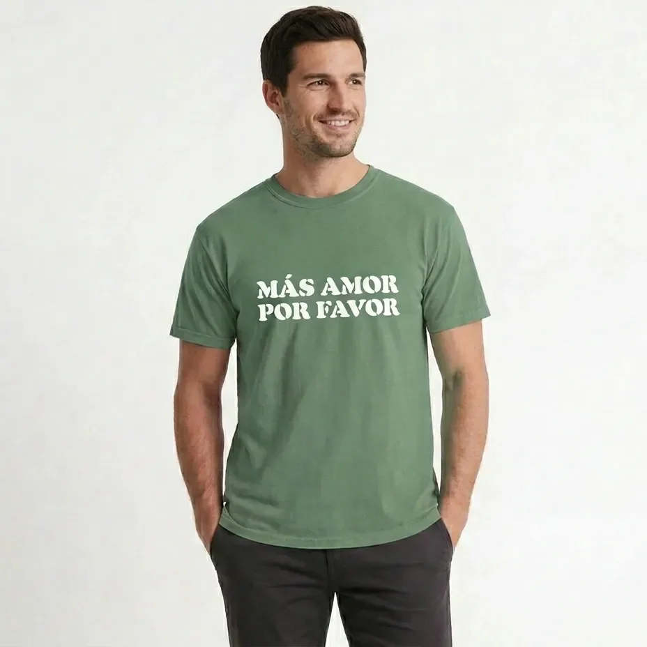 Camiseta más amor por favor