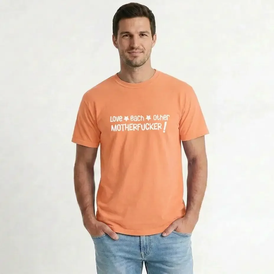 Camiseta love each other